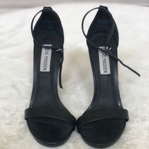 Steve Madden Stecy Sandal